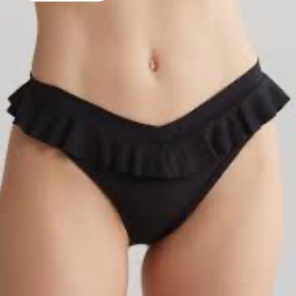 HANKY PANKY Ruffle V-Front Bikini Bottom Black New